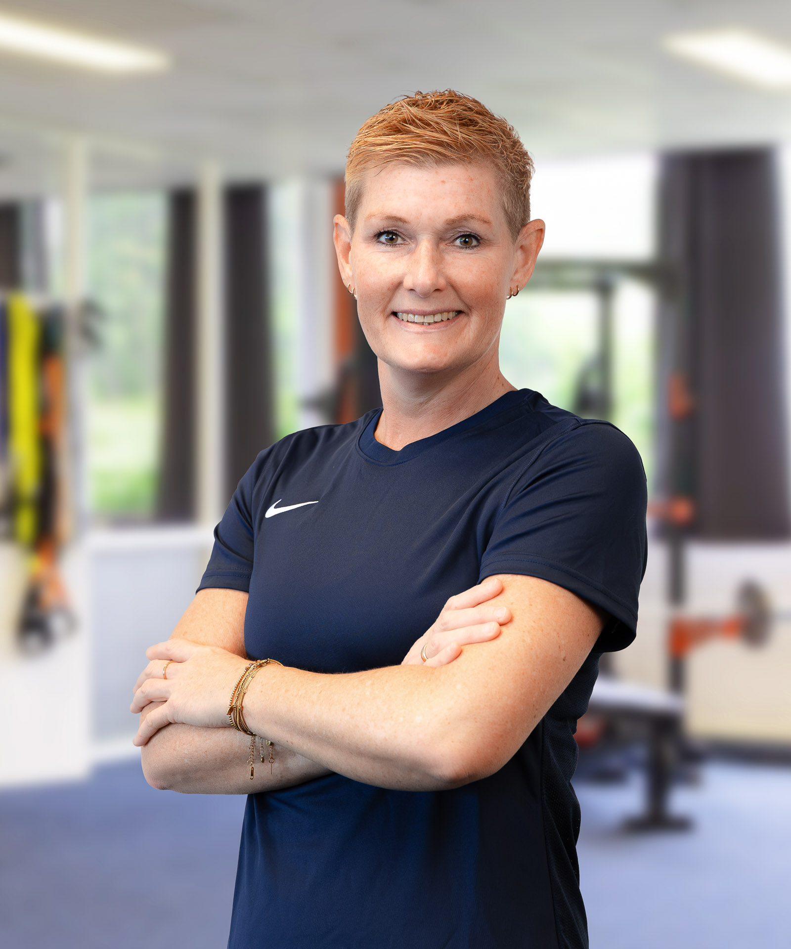 Claudia, personal coach, trainer en yoga docent bij EERLIJK FIT, in de studio
